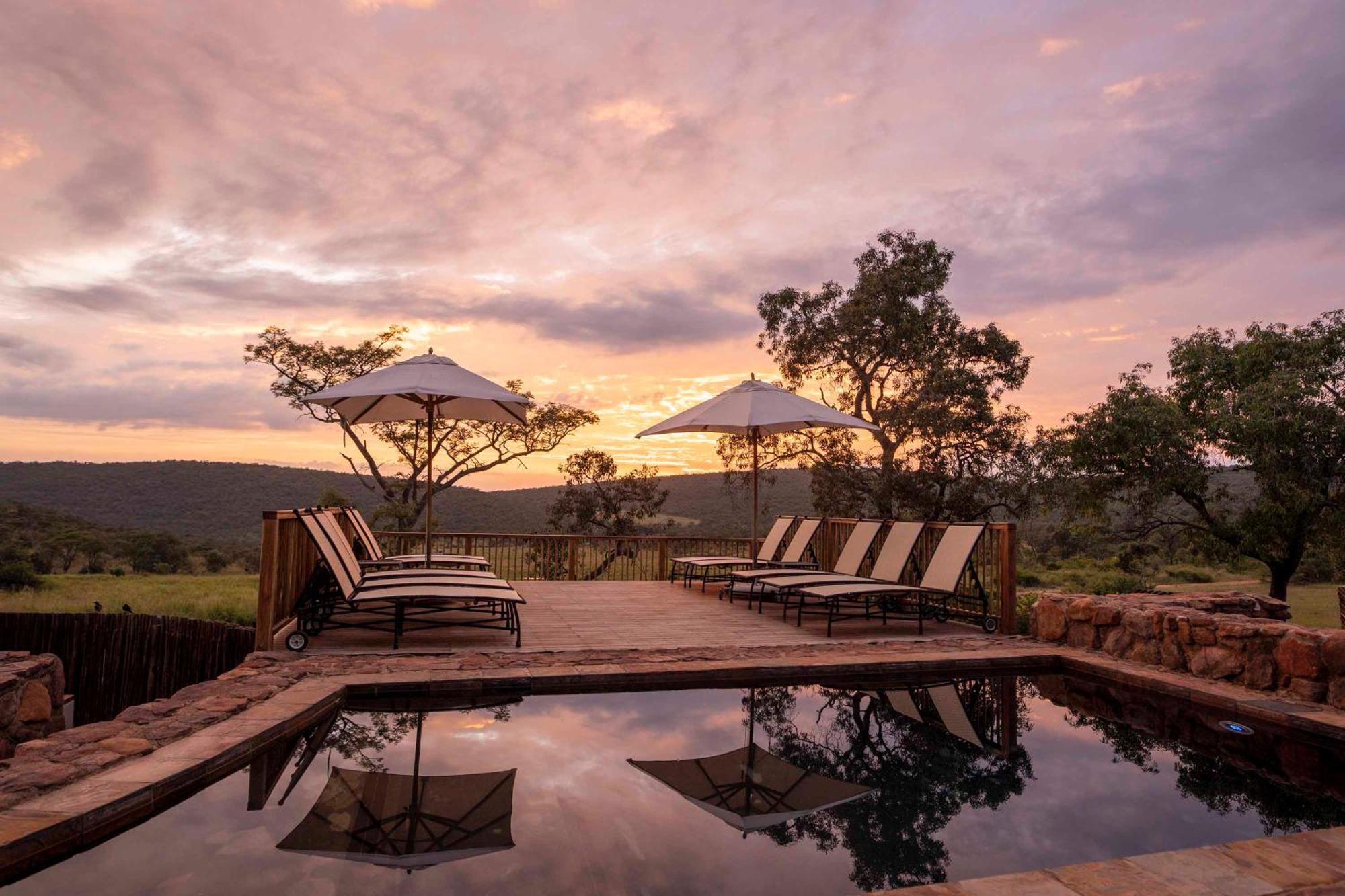 Ekuthuleni Lodge Странд Экстерьер фото
