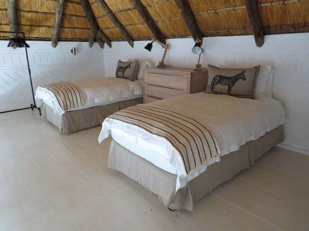 Ekuthuleni Lodge Странд Экстерьер фото